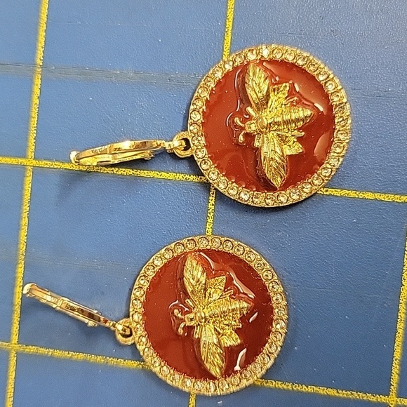 Bee Gold Tone Earrings Enamel Red Burgundy - Picture 1 of 1